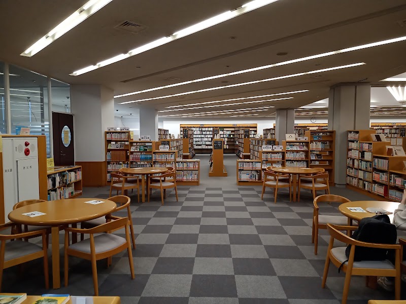 上山市立図書館