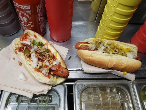 Hot Dog Cart Serving Halal Hotdogs