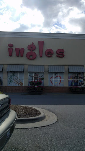 Grocery Store «Ingles Markets», reviews and photos, 3338 Boylston Hwy, Mills River, NC 28759, USA