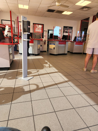 Tire Shop «Discount Tire Store», reviews and photos, 8219 Research Blvd, Austin, TX 78758, USA