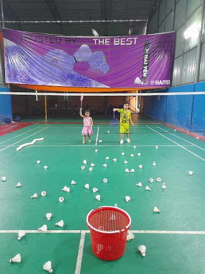 Sân cầu lông Đinh Điền - badminton club