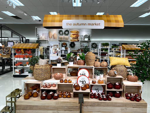 Department Store «Target», reviews and photos, 900 Spectrum Center Dr, Irvine, CA 92618, USA