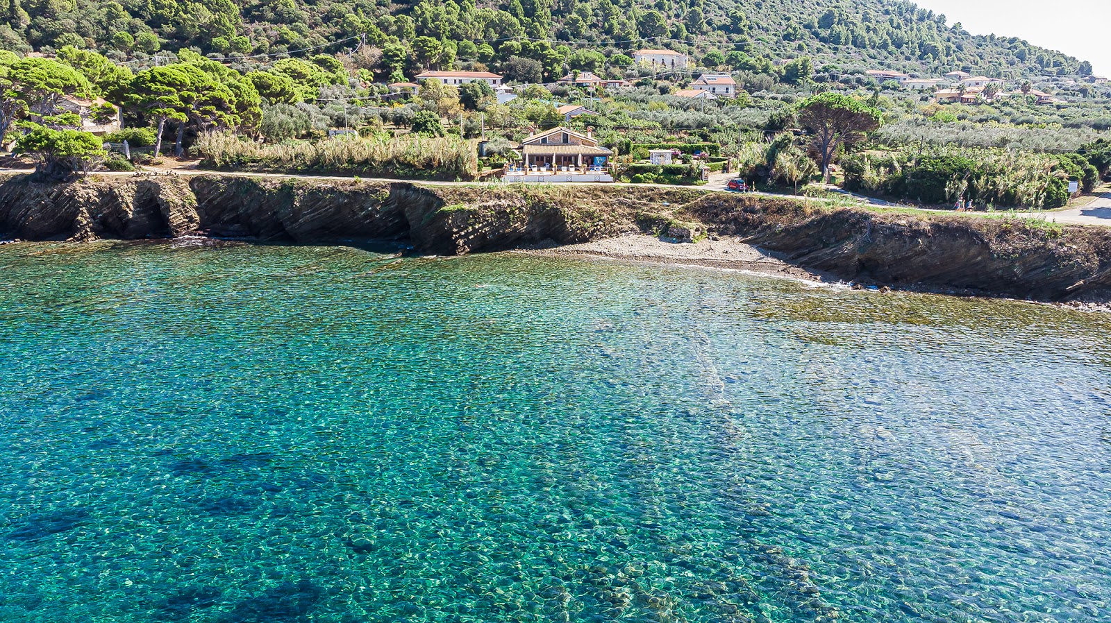 Spiaggia di via Vallonealto II'in fotoğrafı vahşi alan