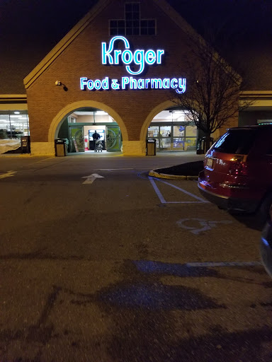 Grocery Store «Kroger», reviews and photos, 47060 W Pontiac Trail, Commerce Charter Twp, MI 48390, USA