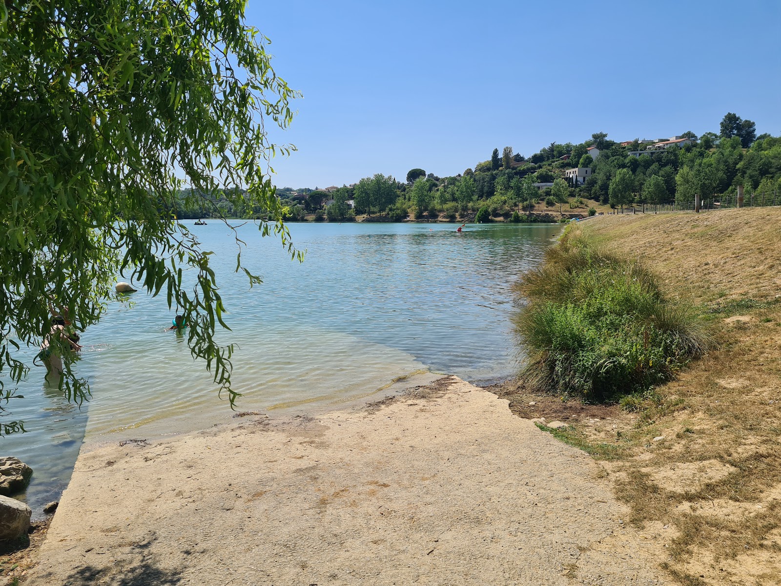 Lac de la Thesauque Beach photo #7