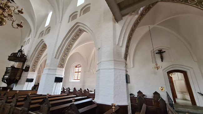 Anmeldelser af Middelfart Kirke i Fredericia - Kirke