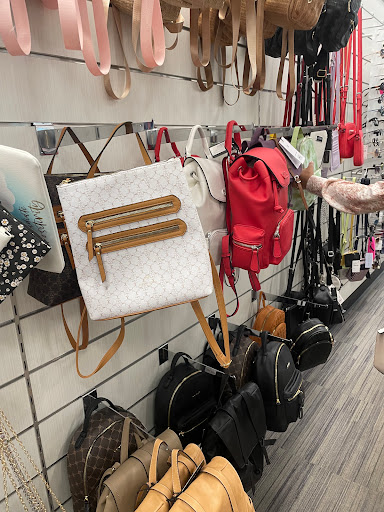 Department Store «Nordstrom Rack Shelbyville Road Plaza», reviews and photos, 4600 Shelbyville Rd, Louisville, KY 40207, USA