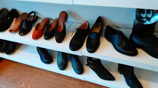 Shoe Store «Shoe Market», reviews and photos, 160 N 6th St, Brooklyn, NY 11211, USA