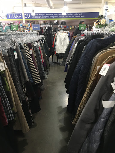 Thrift Store «Goodwill South Lake Union», reviews and photos, 411 Westlake Ave N, Seattle, WA 98109, USA