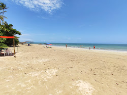 Photo de Praia de Tassimirim avec rivage droit, long