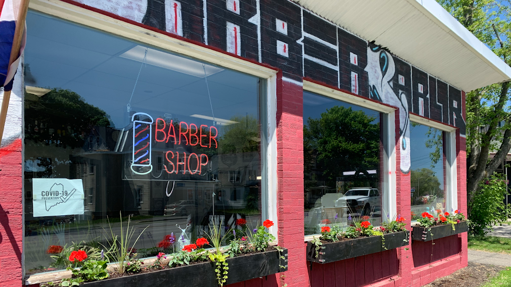 The Barber Parlor 04901
