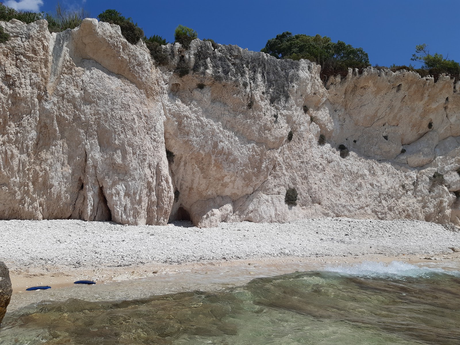 Foto van Galini beach met licht groen water oppervlakte