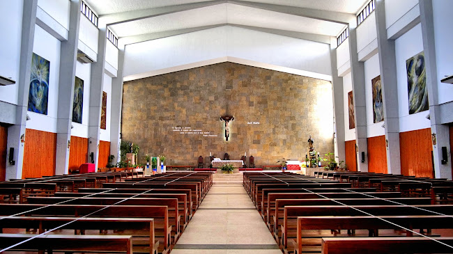 Igreja Paroquial de Santa Maria do Barreiro