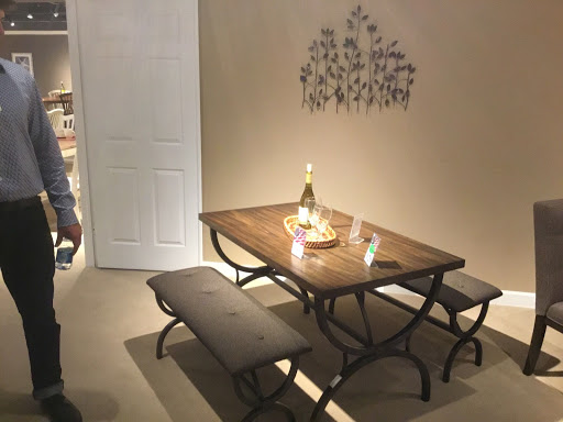 Furniture Store «Red Barn Furniture Outlet», reviews and photos, 15389 Richmond-Tappahannock Hwy, St Stephens Church, VA 23148, USA