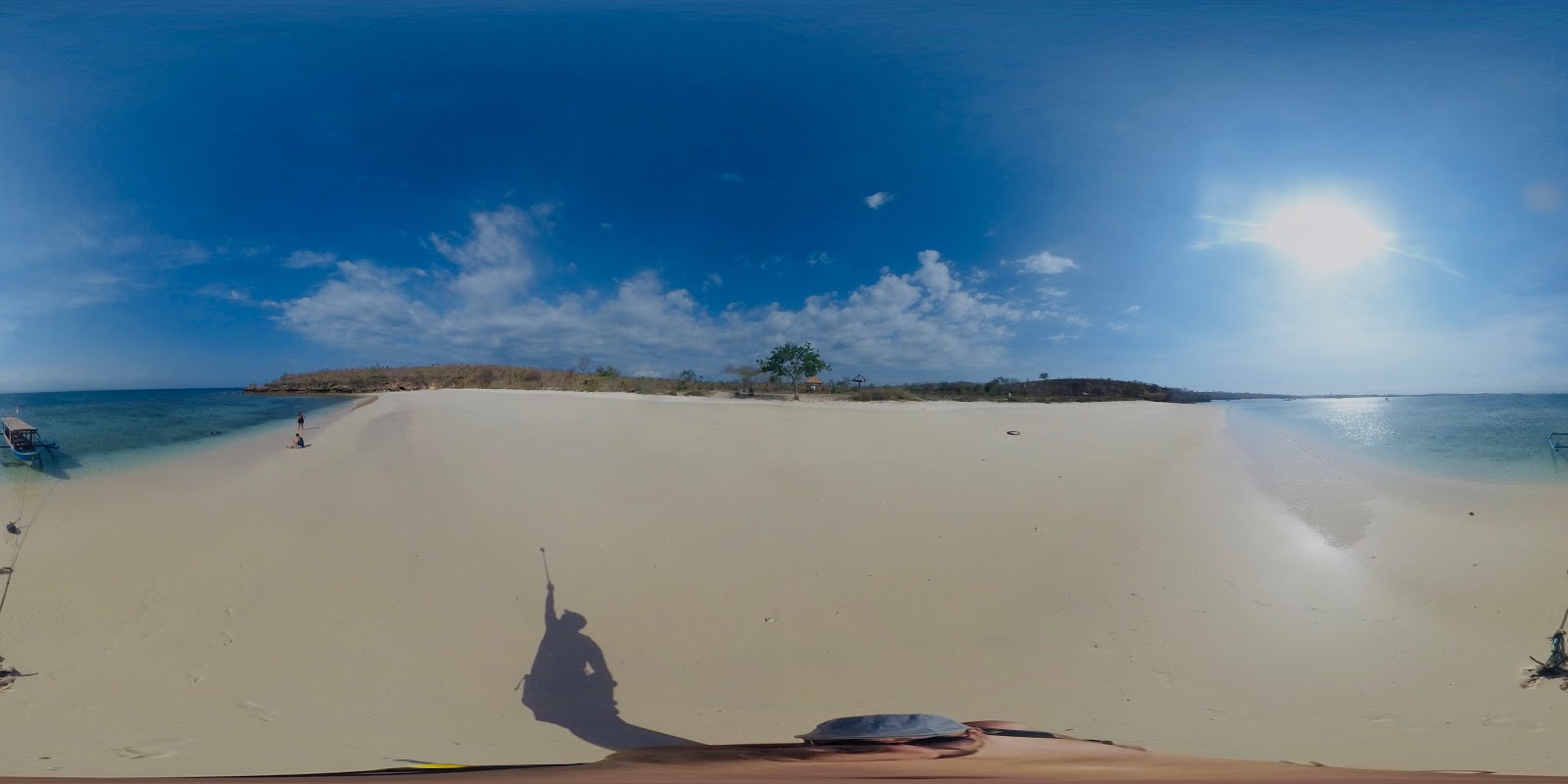 Photo of Segui Beach surrounded by mountains