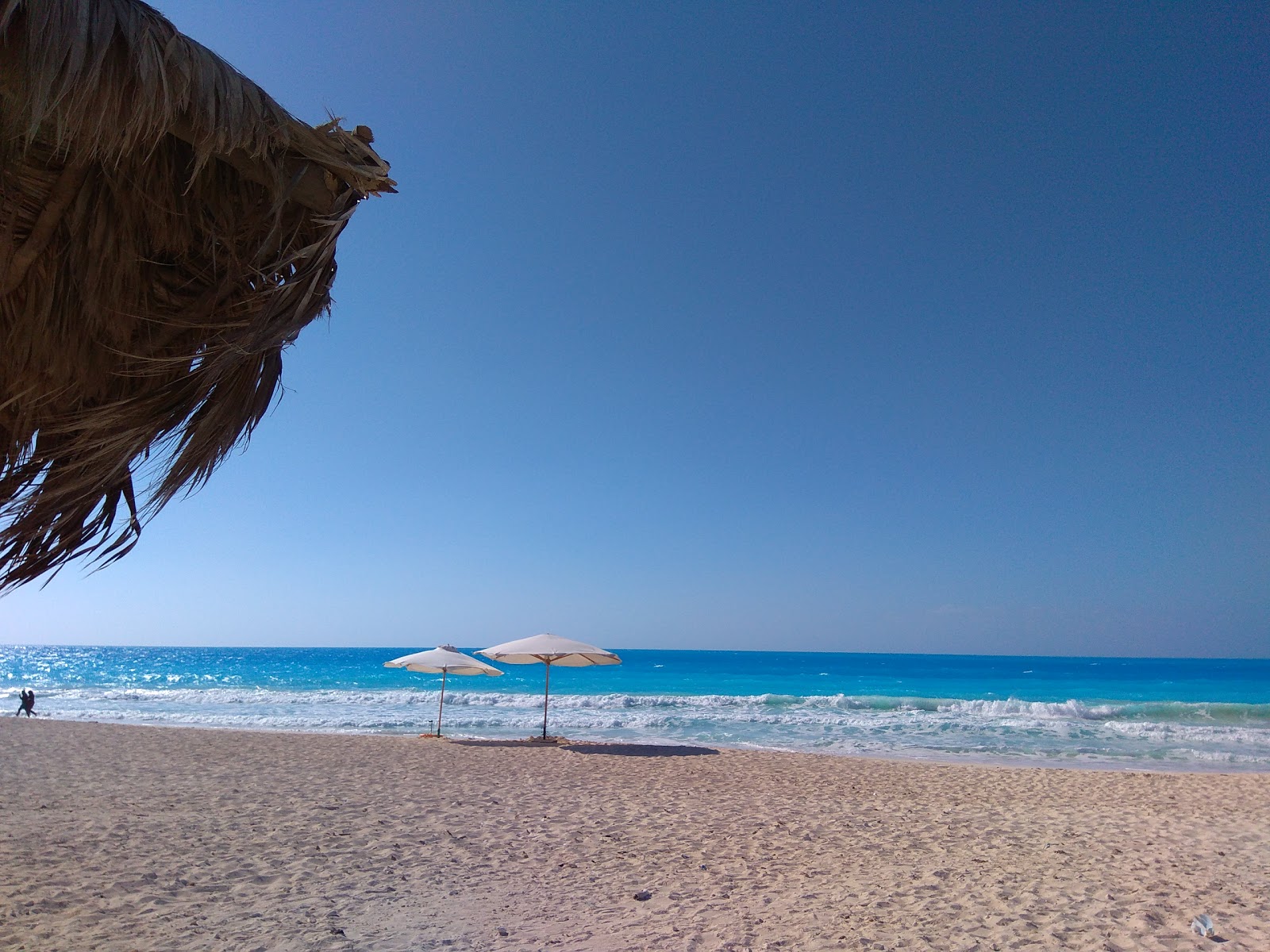 Fotografie cu Horus Beach - locul popular printre cunoscătorii de relaxare