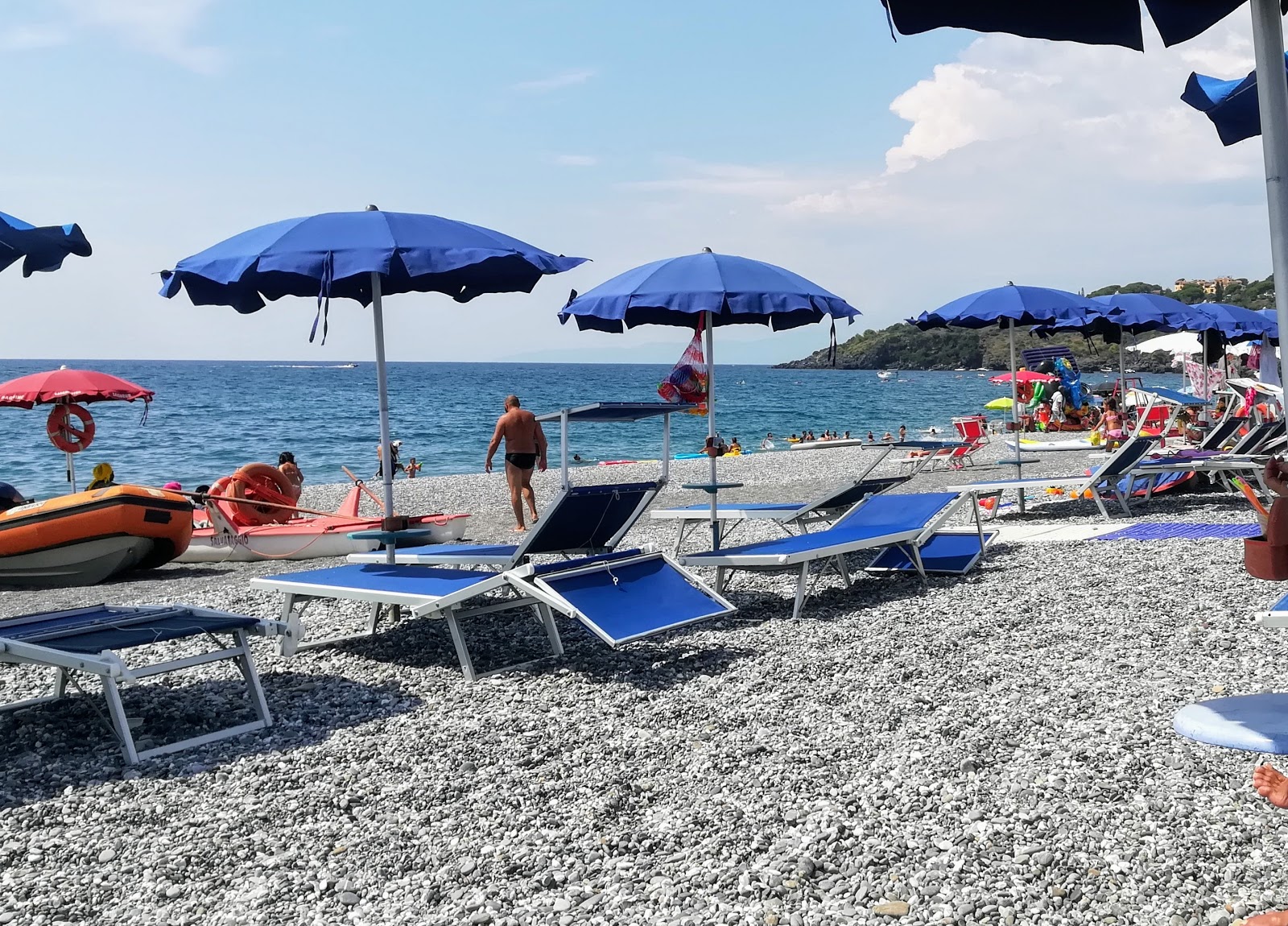 Foto de Praia de Scalea com reto e longo