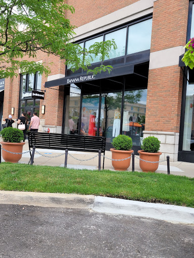 Village Of Rochester Hills, 104 Adams Rd, Rochester, MI 48309, USA, 