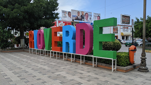 Used Car Dealer «Pacific Auto Center (West)», reviews and photos, 15662 Valley Blvd, Fontana, CA 92335, USA