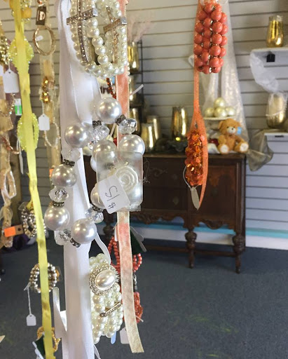 Florist «Flowers by Nancy, too!», reviews and photos, 1208 Ranch Rd 620 S, Lakeway, TX 78734, USA