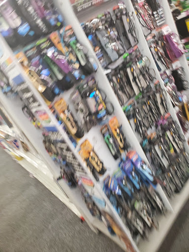 Office Supply Store «Staples», reviews and photos, 650 Ponce De Leon Ave NE, Atlanta, GA 30308, USA