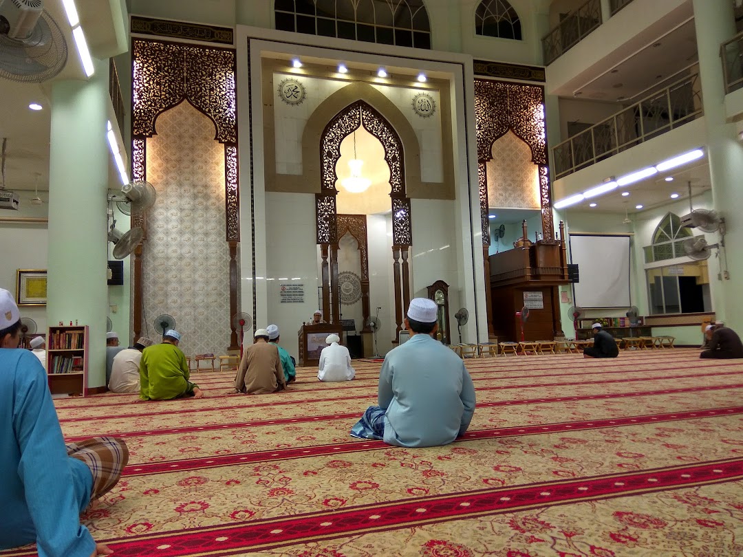 Masjid Al-Mukhlisin Alam Damai