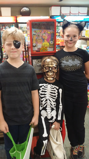 Grocery Store «Ridge General Store», reviews and photos, 3275 TN-49, Charlotte, TN 37036, USA