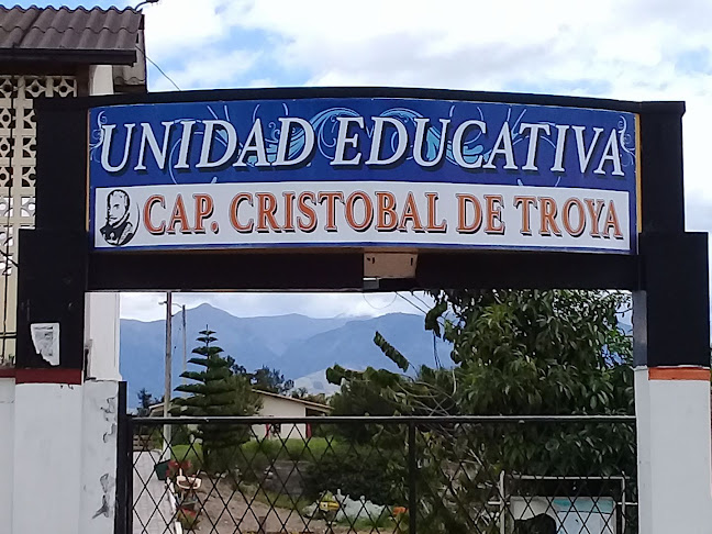 Opiniones de Unidad Educativa Capitan Cristobal de Troya en Ibarra - Escuela