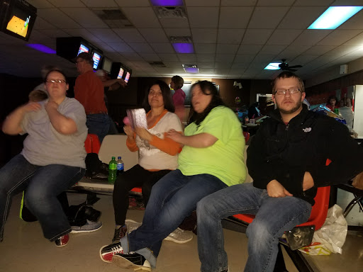 Bowling Alley «Parkside Lanes», reviews and photos, 815 S Co Rd 200 W, Greensburg, IN 47240, USA