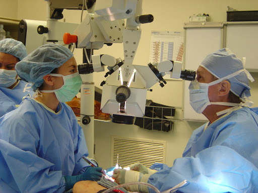 Orthopedic surgeon Costa Mesa