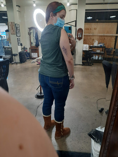 Tattoo Shop «Dreams Collide Tattoo», reviews and photos, 102 W King St, Lancaster, PA 17603, USA