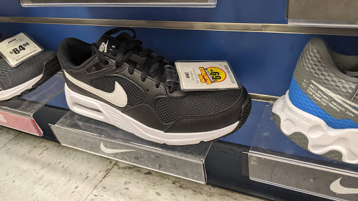 Sporting Goods Store «Big 5 Sporting Goods», reviews and photos, 8990 Knott Ave, Buena Park, CA 90620, USA