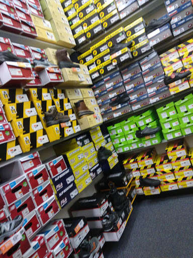 Shoe Store «Rack Room Shoes», reviews and photos, 3017 Market Center Drive, Morrisville, NC 27560, USA