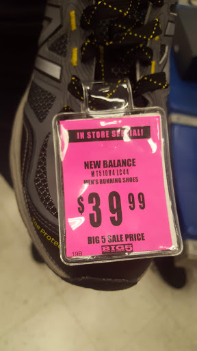 Sporting Goods Store «Big 5 Sporting Goods», reviews and photos, 96 E Orangethorpe Ave, Anaheim, CA 92801, USA