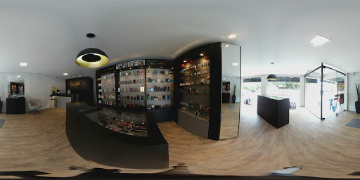 Logo da empresa - Ofir Perfumaria