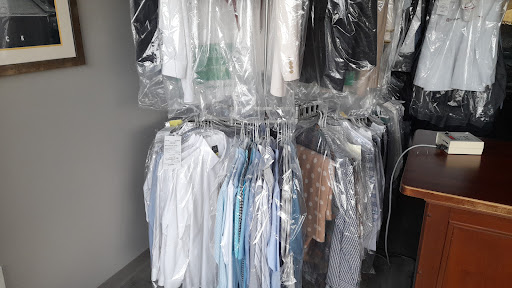 Dry Cleaner «Dry Cleaning Station», reviews and photos, 1045 Bethel Rd, Columbus, OH 43220, USA