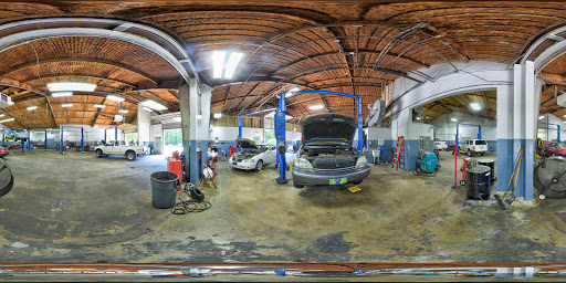 Auto Repair Shop «Creech Import Repair, Inc.», reviews and photos, 1818 St Albans Dr #106, Raleigh, NC 27609, USA