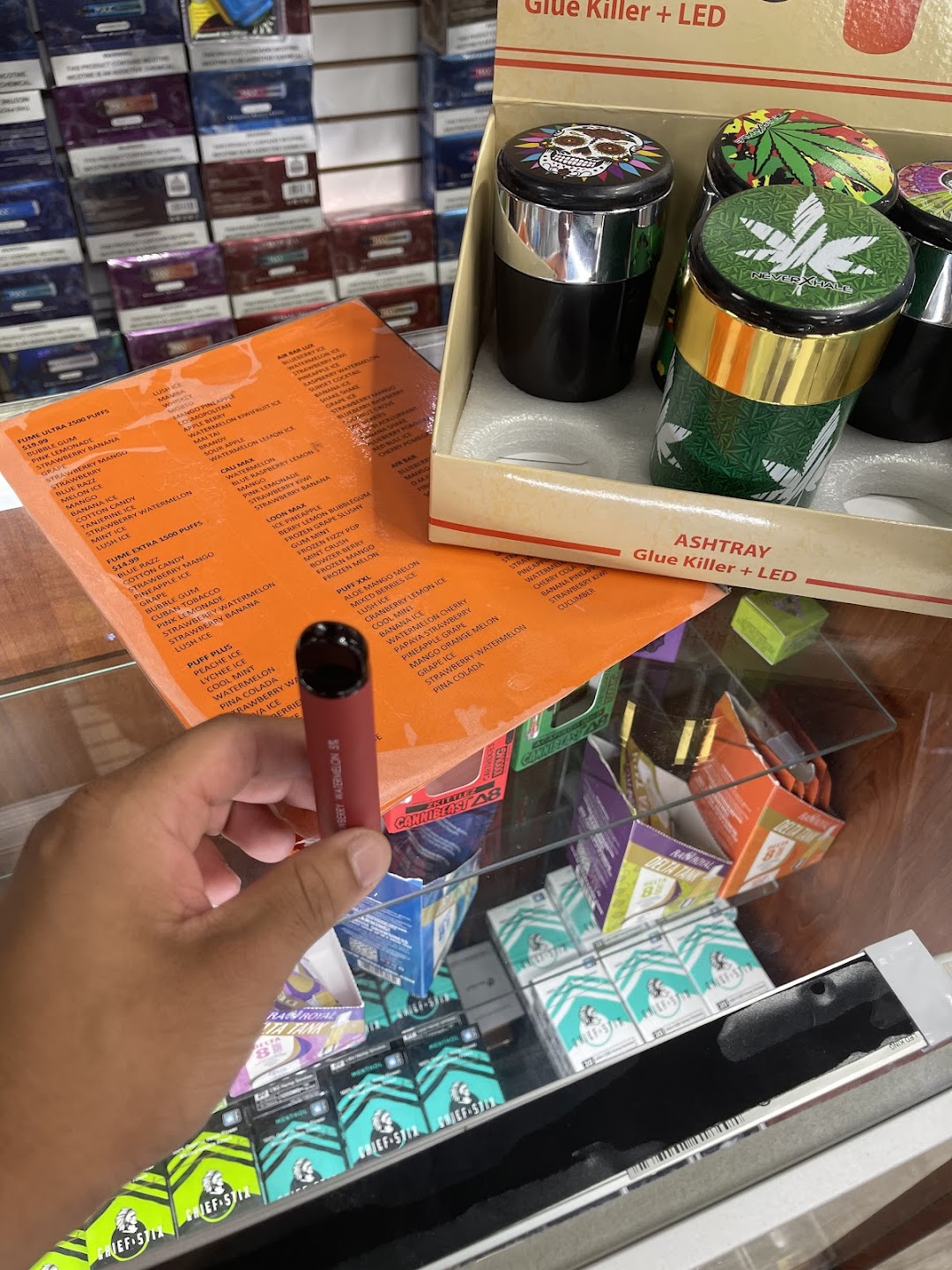 Red Dragon Smoke Shop