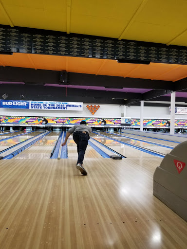 Bowling Alley «Highland Bowl», reviews and photos, 2123 NW 9th St, Corvallis, OR 97330, USA