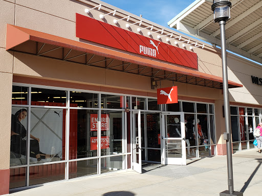 Shoe Store «PUMA», reviews and photos, 1650 Premium Outlet Blvd #333, Aurora, IL 60502, USA