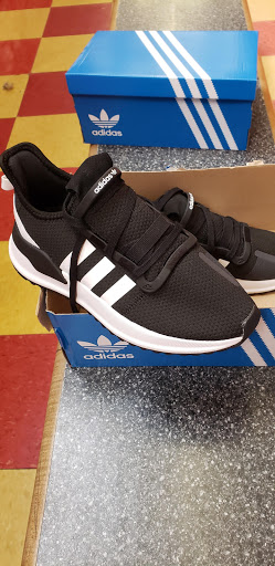 Shoe Store «WSS», reviews and photos, 1200 W Beverly Blvd, Montebello, CA 90640, USA