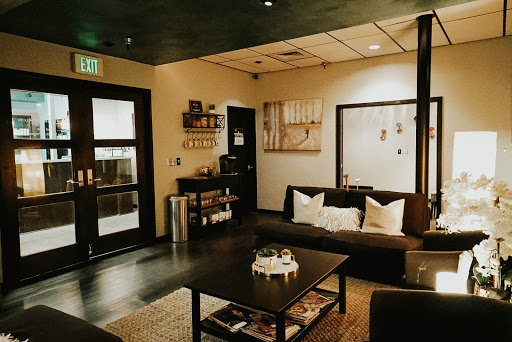 Beauty Salon «Lussuria Salon», reviews and photos, Lussuria Salon, 160 Oakway Rd, Eugene, OR 97401, USA