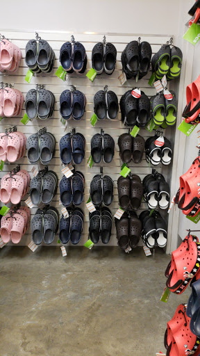 Shoe Store «Crocs», reviews and photos, 15715 S Apopka Vineland Rd, Orlando, FL 32821, USA