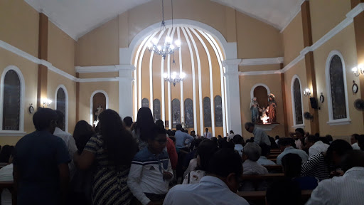 Schools singing music in Piura