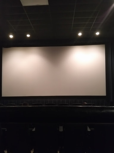 Movie Theater «Plaza Stadium Theatre», reviews and photos, 41 Robert Smalls Pkwy, Beaufort, SC 29906, USA