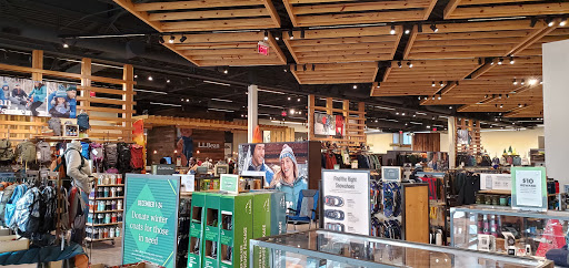 Clothing Store «L.L. Bean», reviews and photos, 4222 Easton Loop W, Columbus, OH 43219, USA