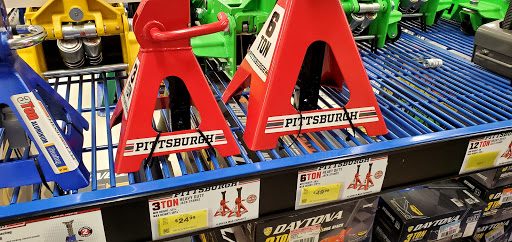 Hardware Store «Harbor Freight Tools», reviews and photos, 441 Market St, Saddle Brook, NJ 07663, USA