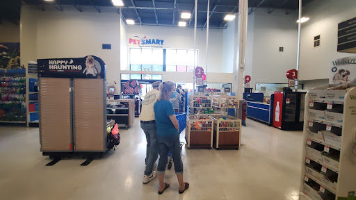 Pet Supply Store «PetSmart», reviews and photos, 1390 N Dupont Hwy, Dover, DE 19901, USA
