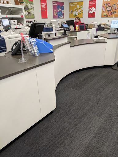 Office Supply Store «Staples», reviews and photos, 2850 NW Bucklin Hill Rd #101, Silverdale, WA 98383, USA