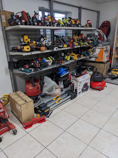 Pawn Shop «Buccaneer Pawn Guns & Gold», reviews and photos, 1750 N Washington Blvd, Sarasota, FL 34234, USA